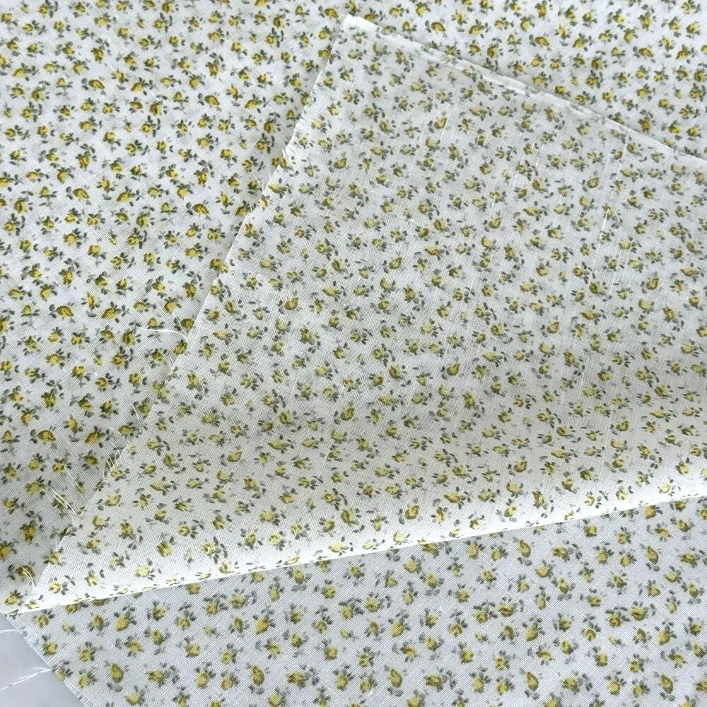 VTG Ditzy Yellow Rosebuds on White Fabric Cottagecore Grannycore Sewing BTY